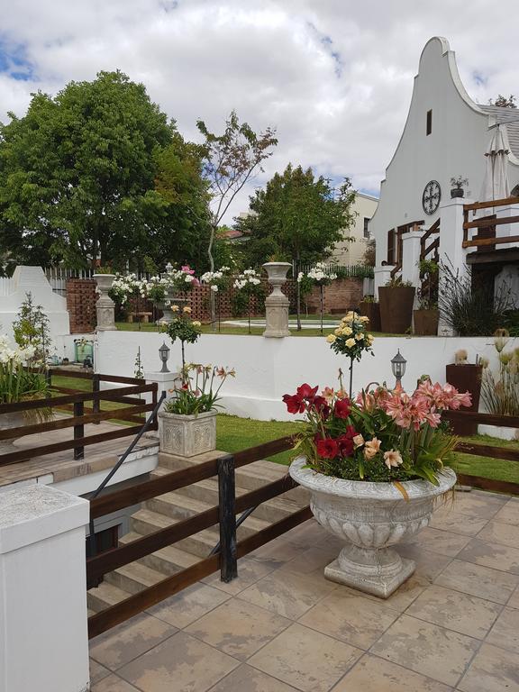 Terra Bianca Hotel Oudtshoorn Exterior photo